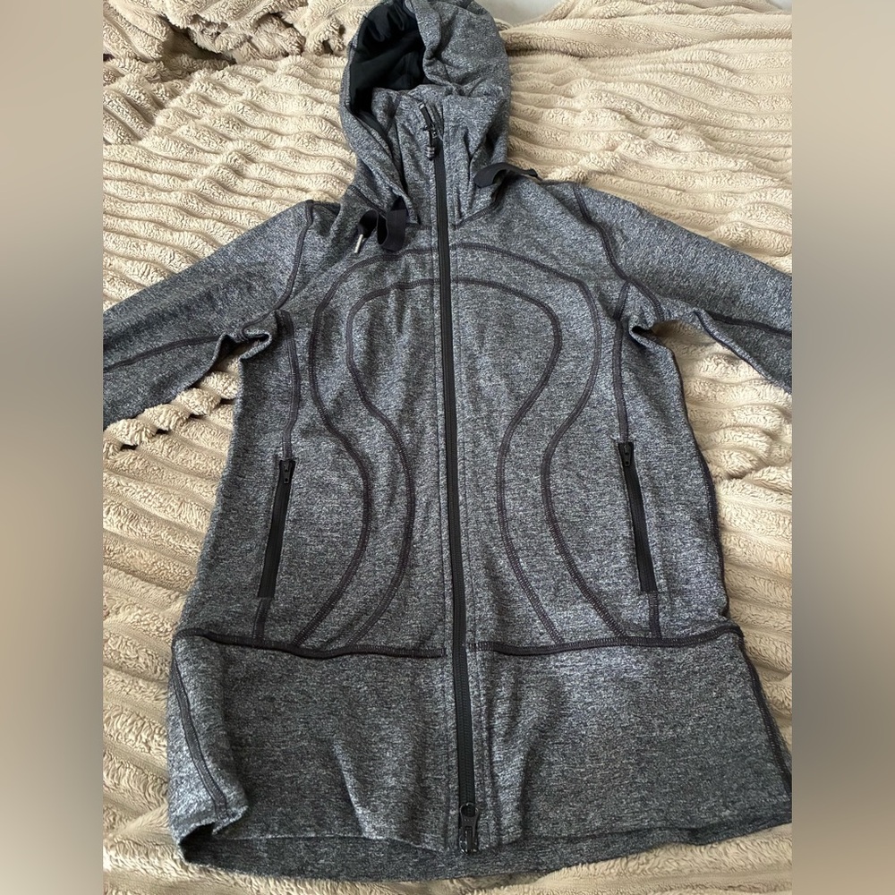 GUC Lululemon Stride Jacket Size 4 Heathered Grey Hooded Sweater